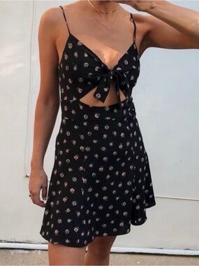 Callipygian Floral Print Cut Out Mini Dress